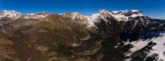 R12000 Valle de Bujaruelo, Pyrenäen, Luftaufnahme - Christoph Robiller